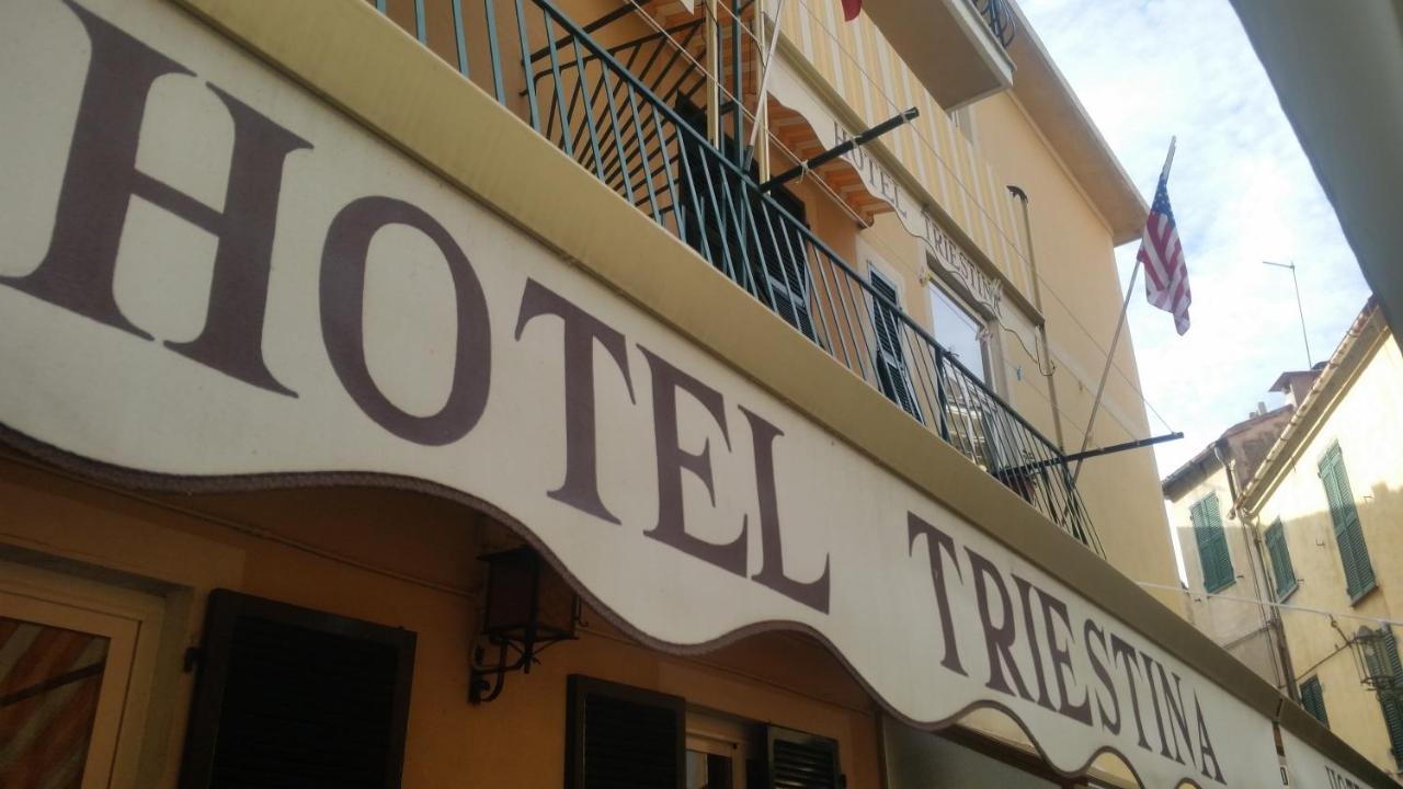 Hotel Triestina Ноли Екстериор снимка